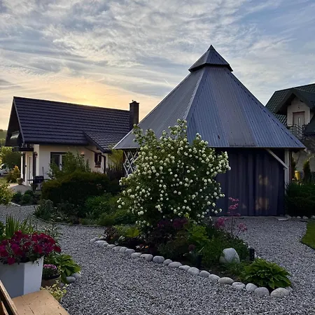 Tatil Evi W Ogrodku Z Prywatna Balia Z Hydromasazem Kacwin